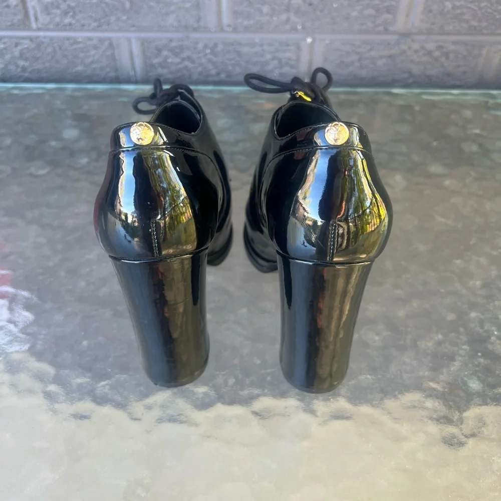 Guess Black Patent Leather Ankle Boots